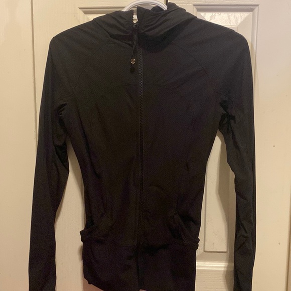 Lululemon Black Workout Jacket - Picture 1 of 3